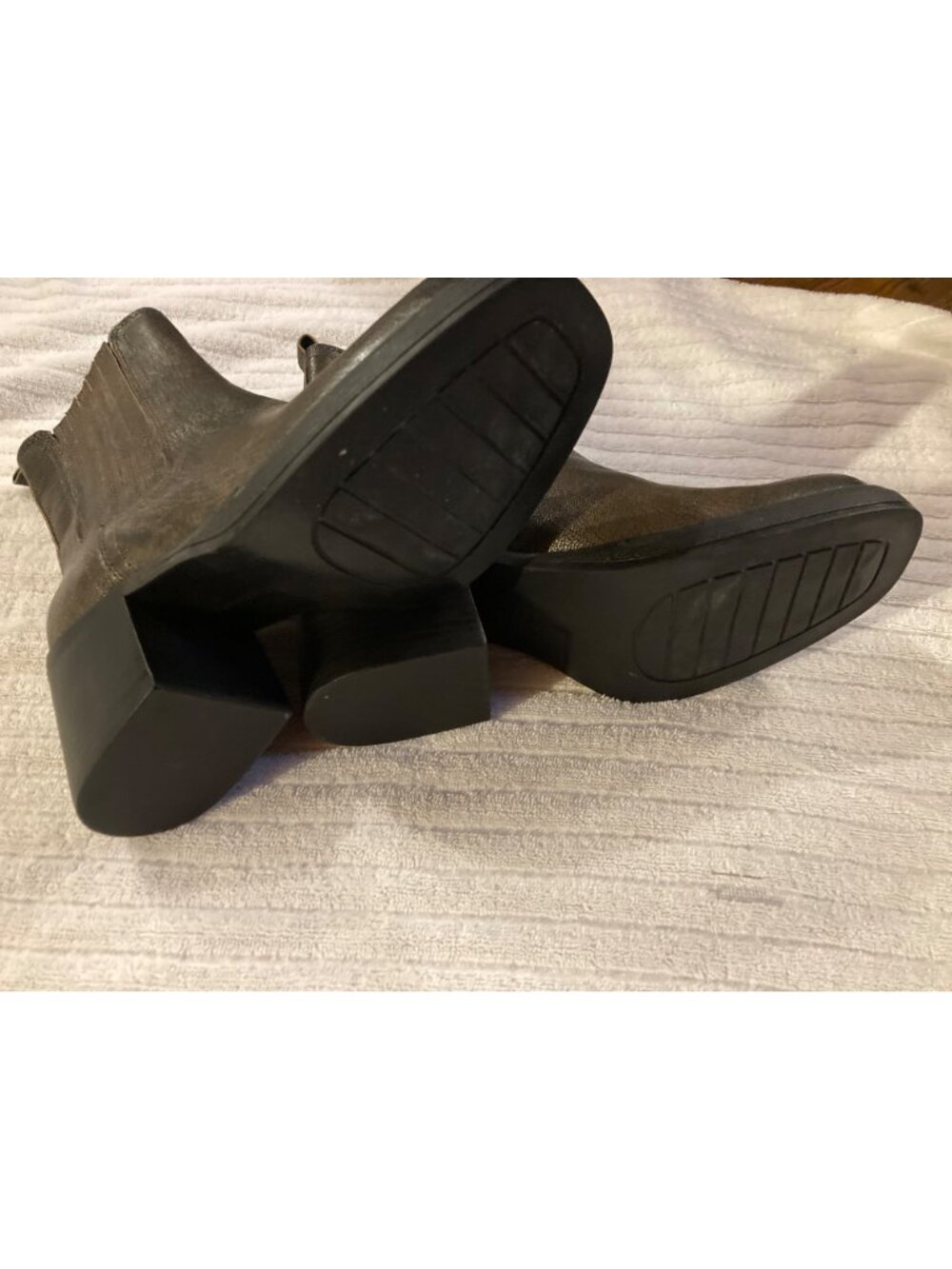 Kenneth Cole New York Women's Chelsea Boot - Size 8 US | 39 EU - Brand New - Picture 3 of 8